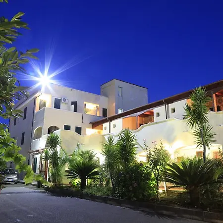 Club Bellavista Hotel 3*